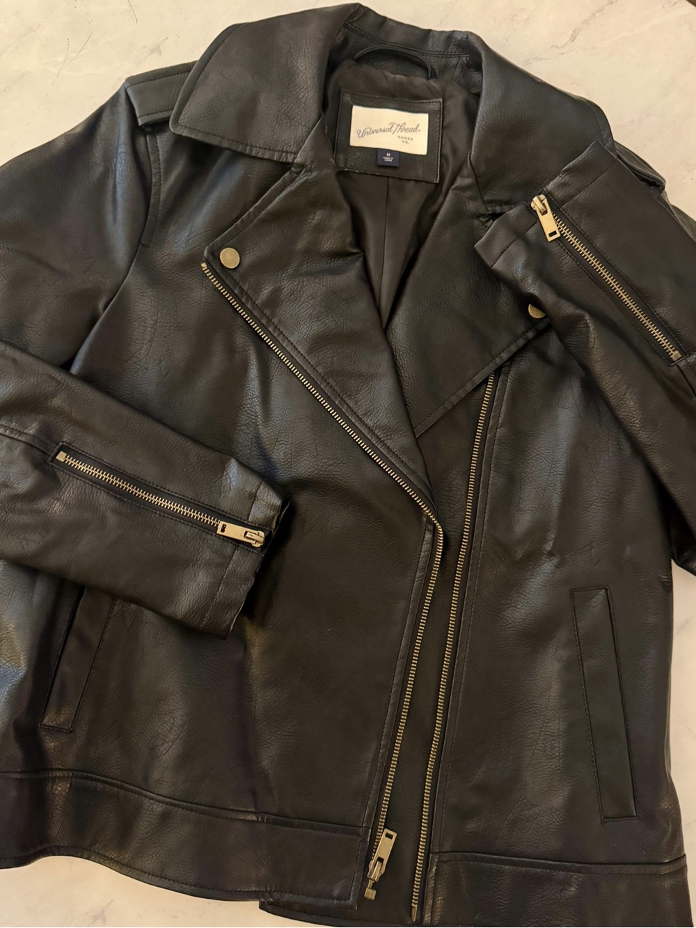 Universal Thread Faux Leather Moto Jacket in Black Size Medium